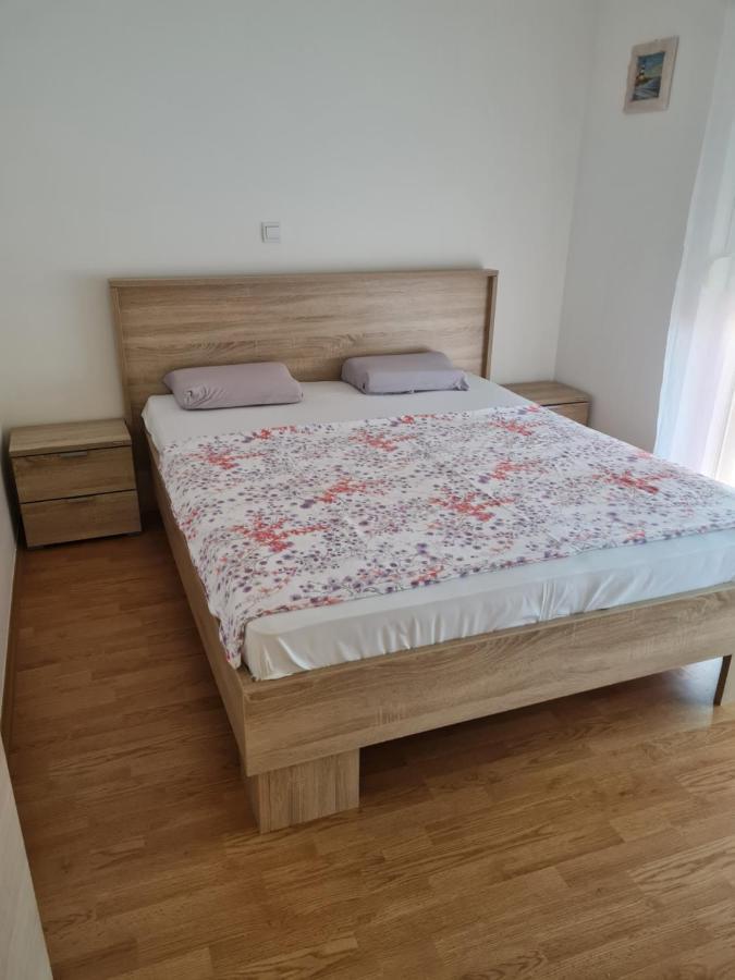 Apartment Nora Near The Beach プーラ エクステリア 写真